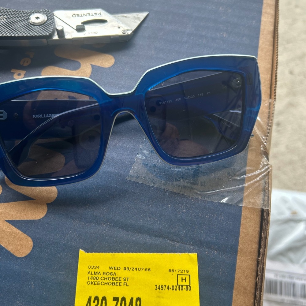 Karl Lagerfeld Navy Blue Sunglasses New